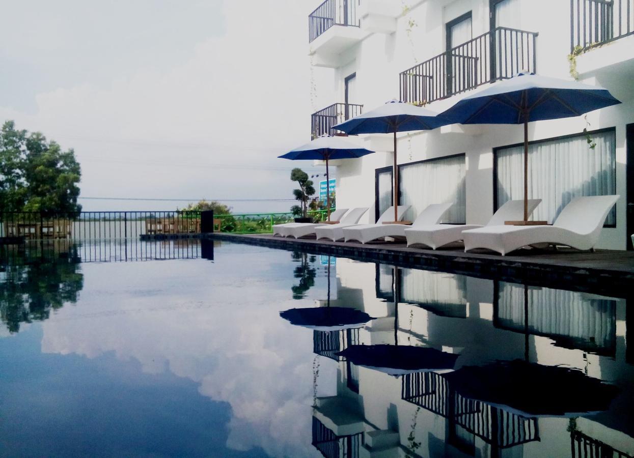 D'Max Hotel & Convention Lombok Praya Extérieur photo
