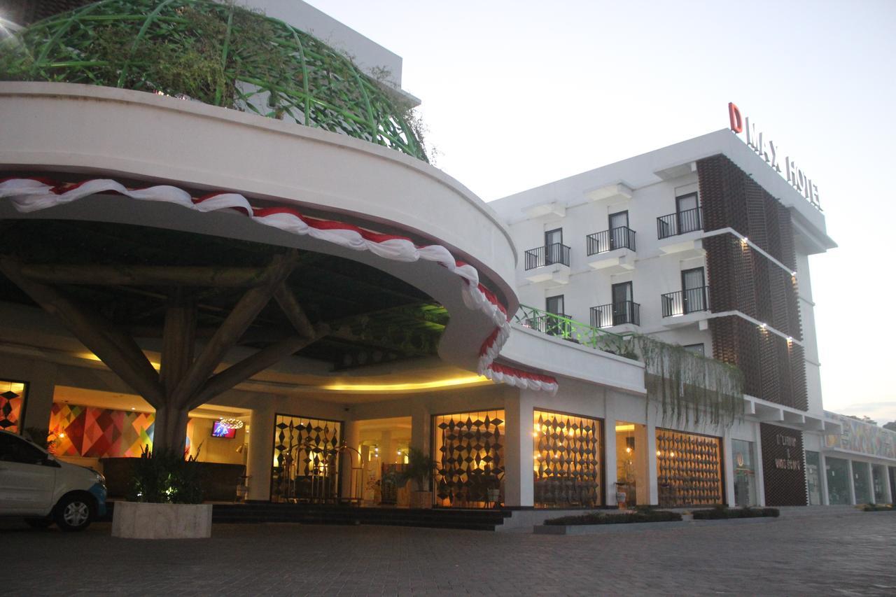 D'Max Hotel & Convention Lombok Praya Extérieur photo