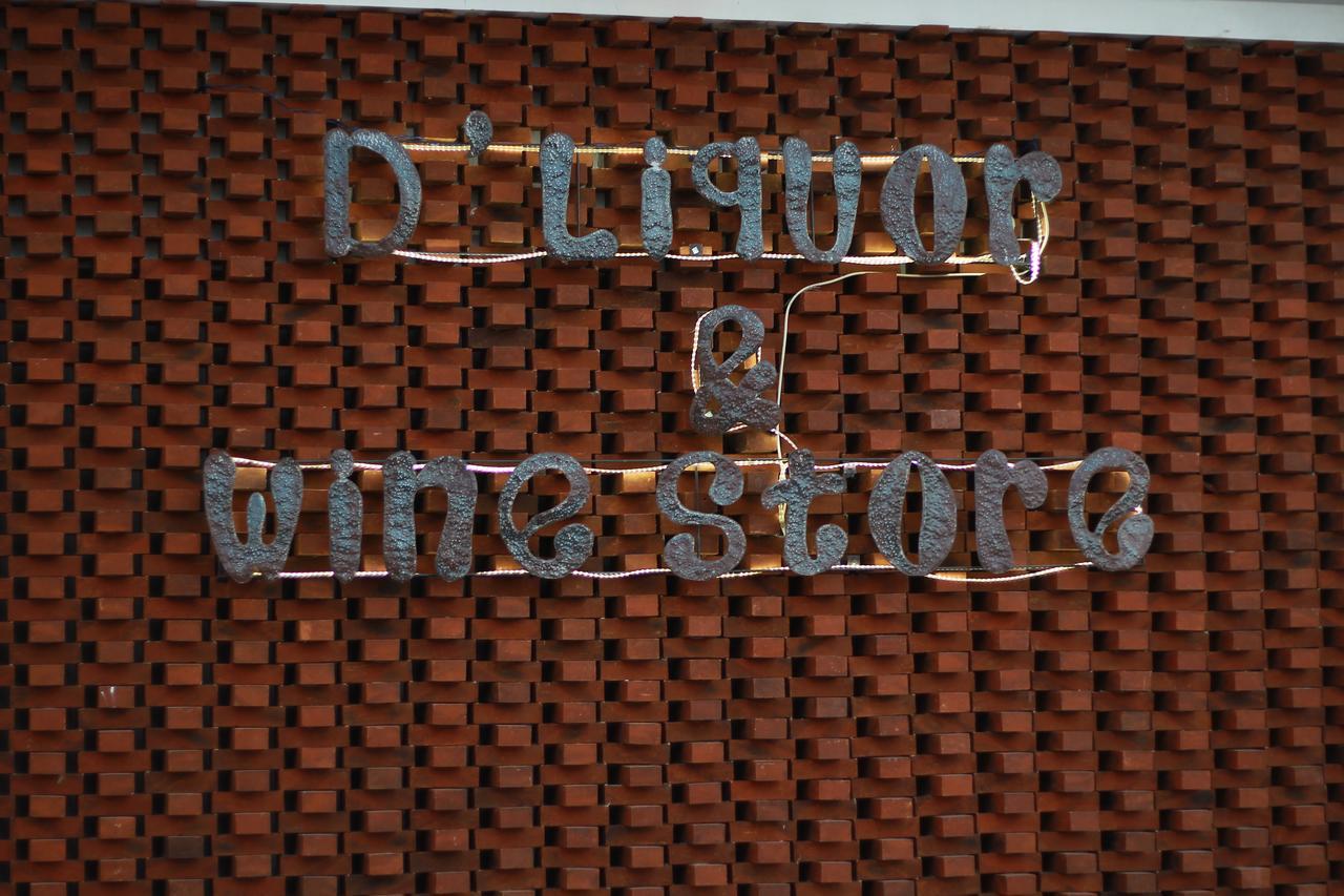D'Max Hotel & Convention Lombok Praya Extérieur photo