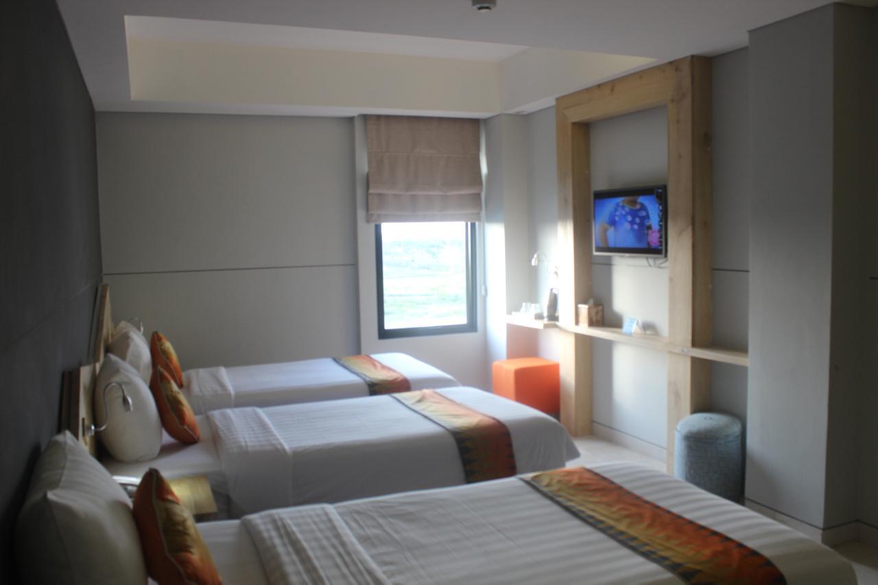 D'Max Hotel & Convention Lombok Praya Extérieur photo