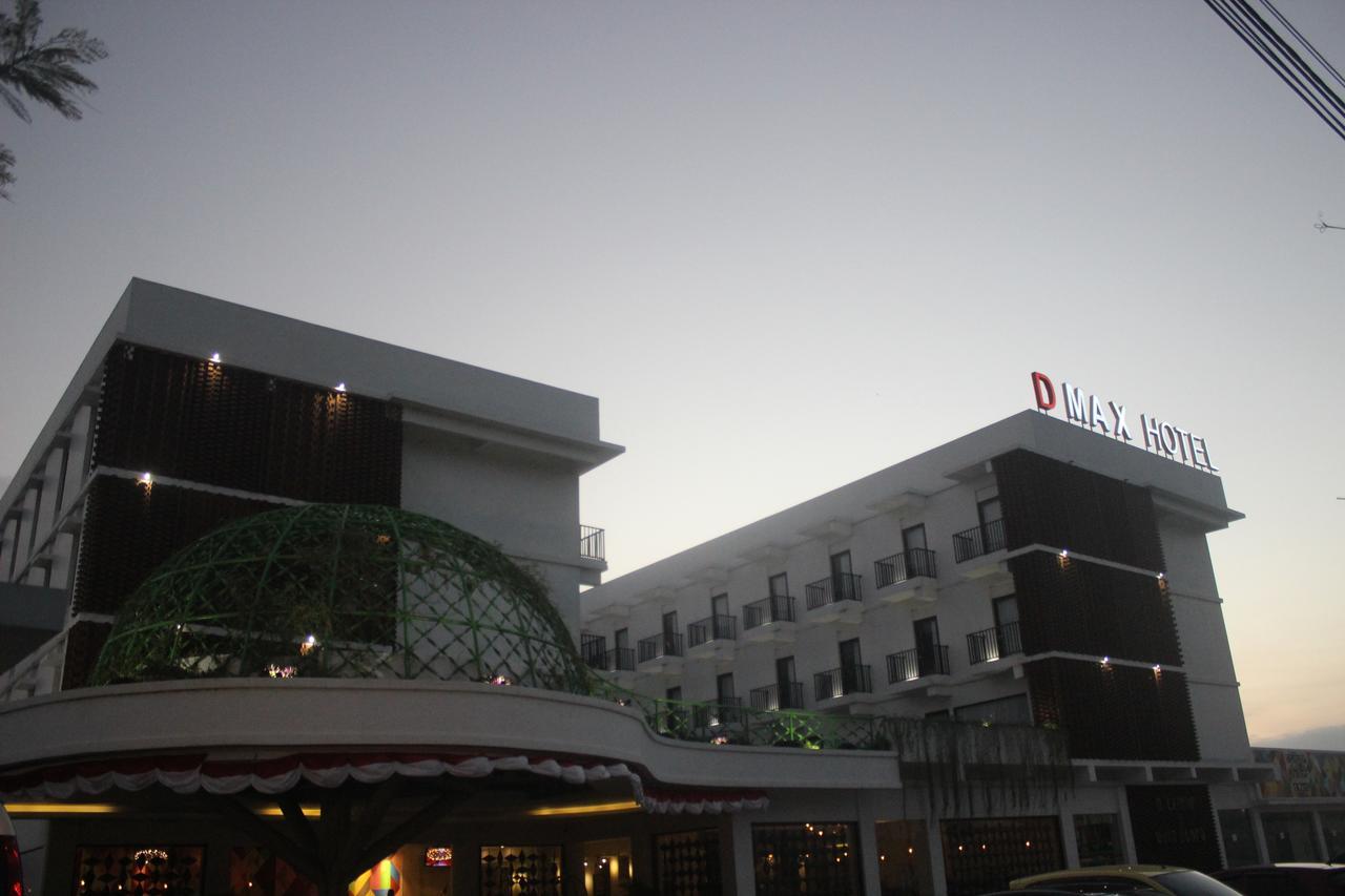 D'Max Hotel & Convention Lombok Praya Extérieur photo