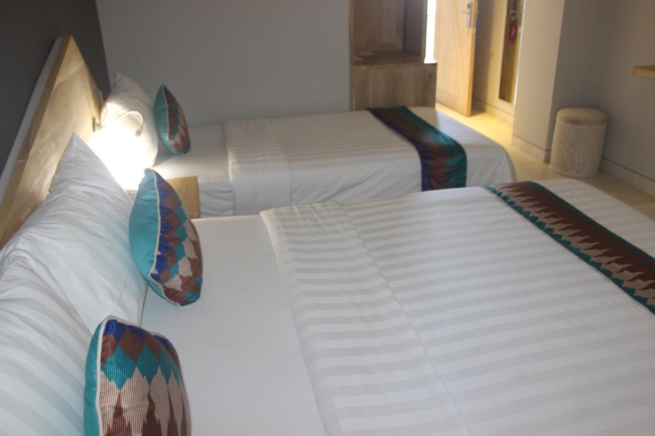 D'Max Hotel & Convention Lombok Praya Extérieur photo