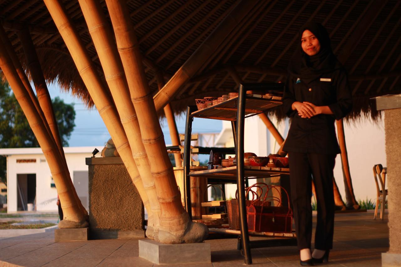 D'Max Hotel & Convention Lombok Praya Extérieur photo