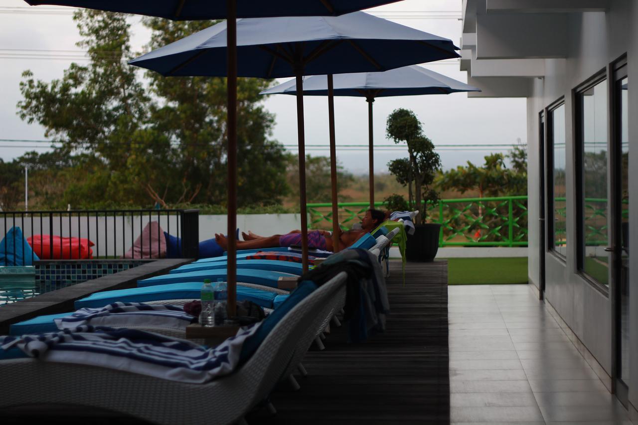 D'Max Hotel & Convention Lombok Praya Extérieur photo
