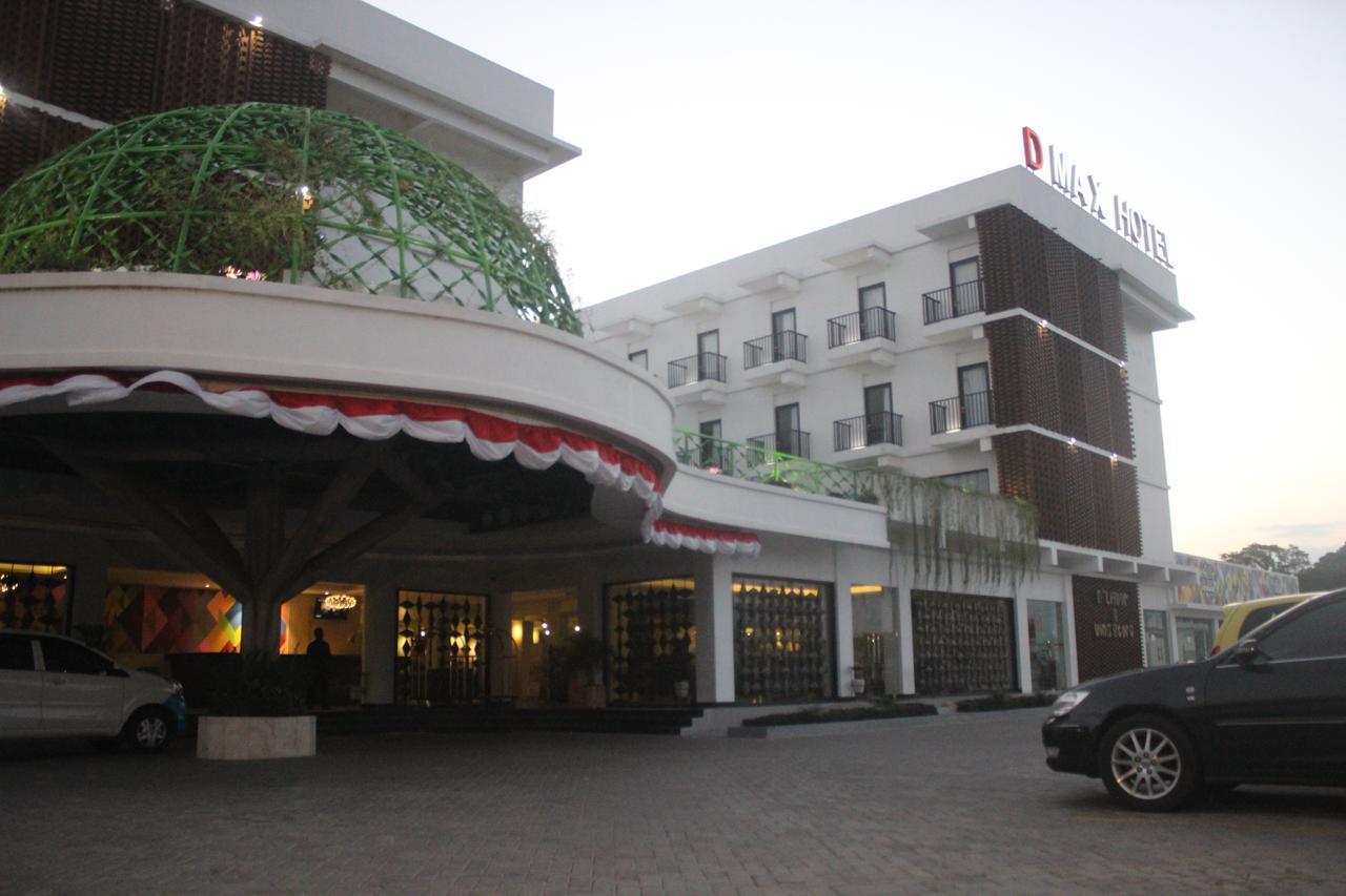 D'Max Hotel & Convention Lombok Praya Extérieur photo