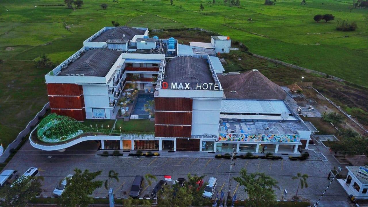 D'Max Hotel & Convention Lombok Praya Extérieur photo